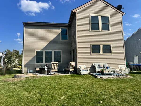$425,000 | 25644 Barrow Road, Manhattan, IL 60442