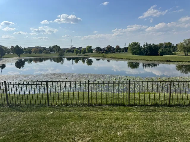 $425,000 | 25644 Barrow Road, Manhattan, IL 60442