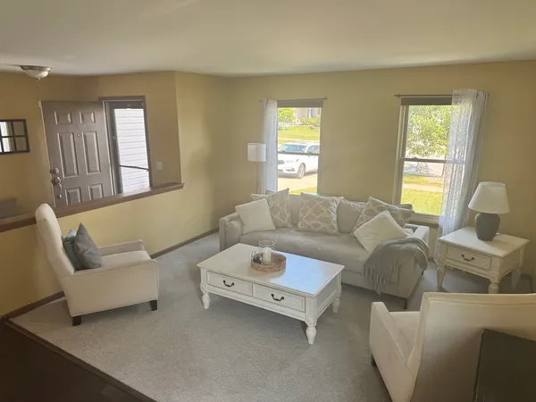 $425,000 | 25644 Barrow Road, Manhattan, IL 60442