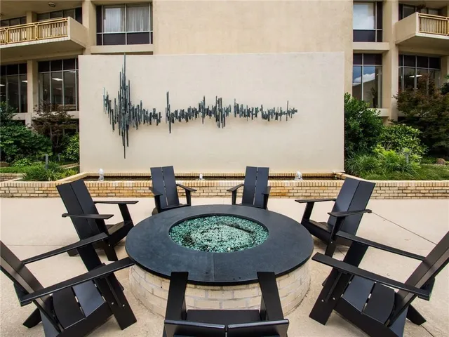 $2,150 | 6211 West Northwest Highway, Unit G514, Dallas, TX 75225