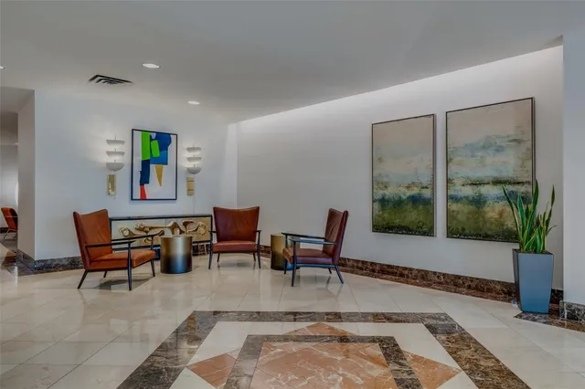 $2,150 | 6211 West Northwest Highway, Unit G514, Dallas, TX 75225