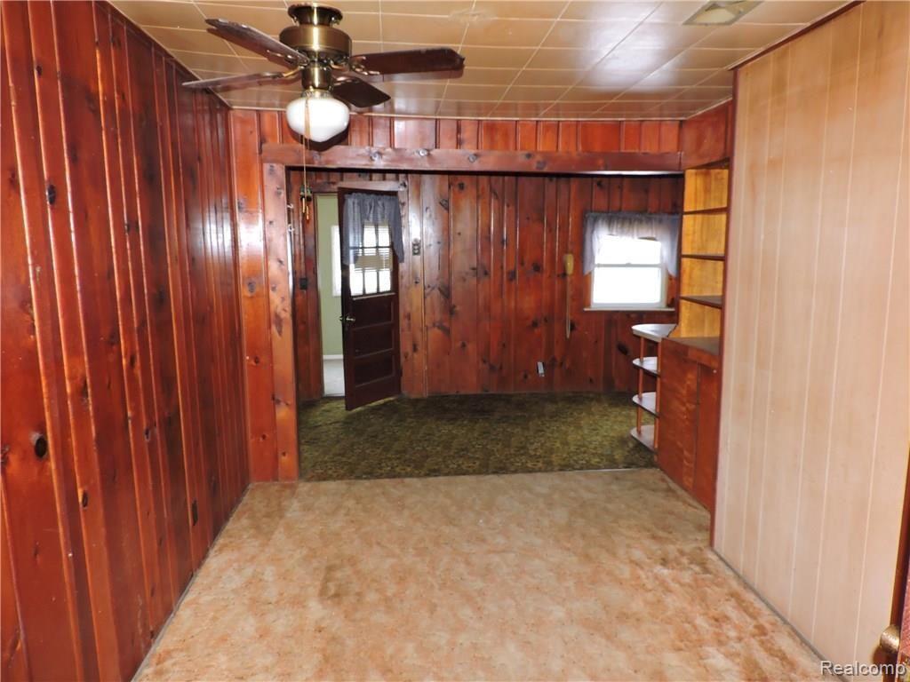 9059 Davison Road Davison, MI 48423 - Photo 8 of 12 DSCN6842.JPG