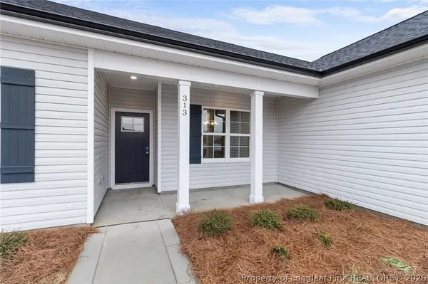 $319,900 | 7815 Iron Court, St. Pauls, NC 28384