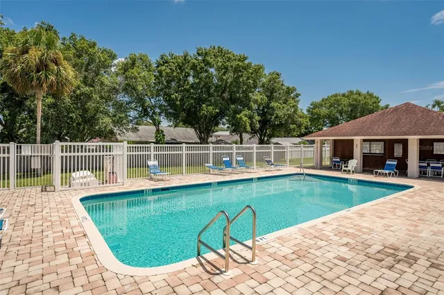 $214,900 | 2275 62nd Avenue North, Unit 5202, St. Petersburg, FL 33702