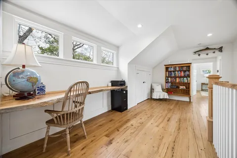 $1,249,000 | 221 East 12th Street, Houston, TX 77008