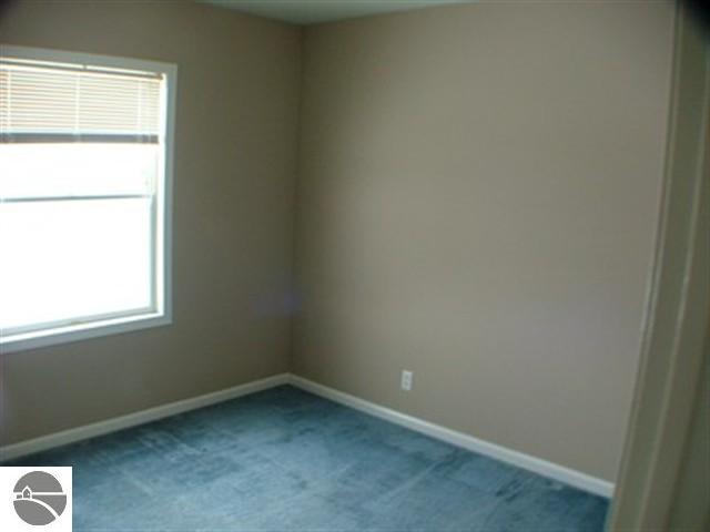 4861 Rokos Court Traverse City, MI 49685 - Photo 10 of 15 1711727-9.JPG