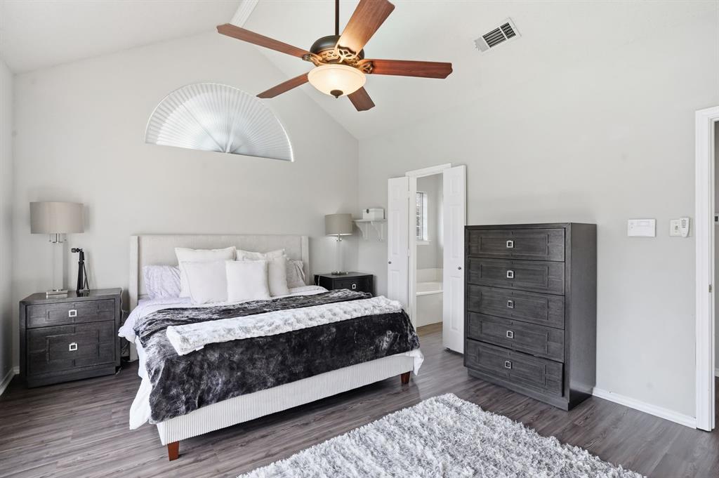 3944 Cedar Ridge Drive Bedford, TX 76021 - Photo 13 of 26