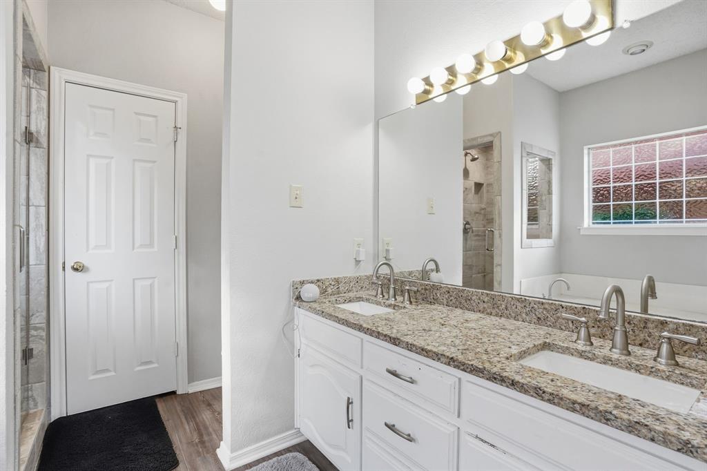 3944 Cedar Ridge Drive Bedford, TX 76021 - Photo 15 of 26