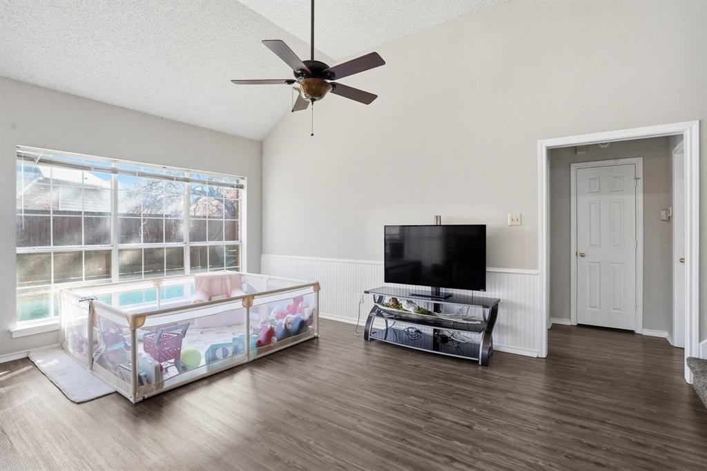 3944 Cedar Ridge Drive Bedford, TX 76021 - Photo 5 of 26