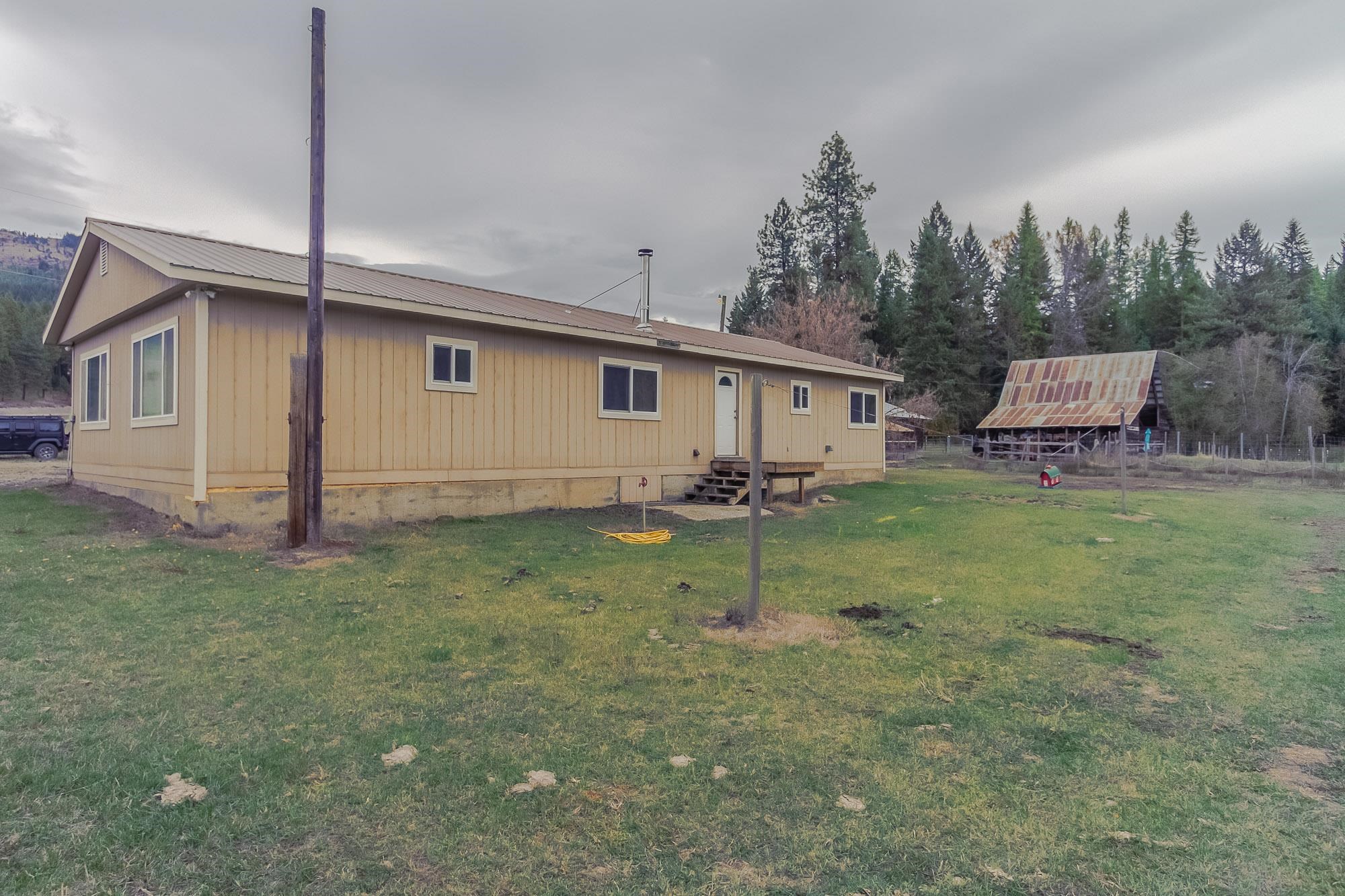 1996 Scott Road Rice, WA 99167 - Photo 7 of 30