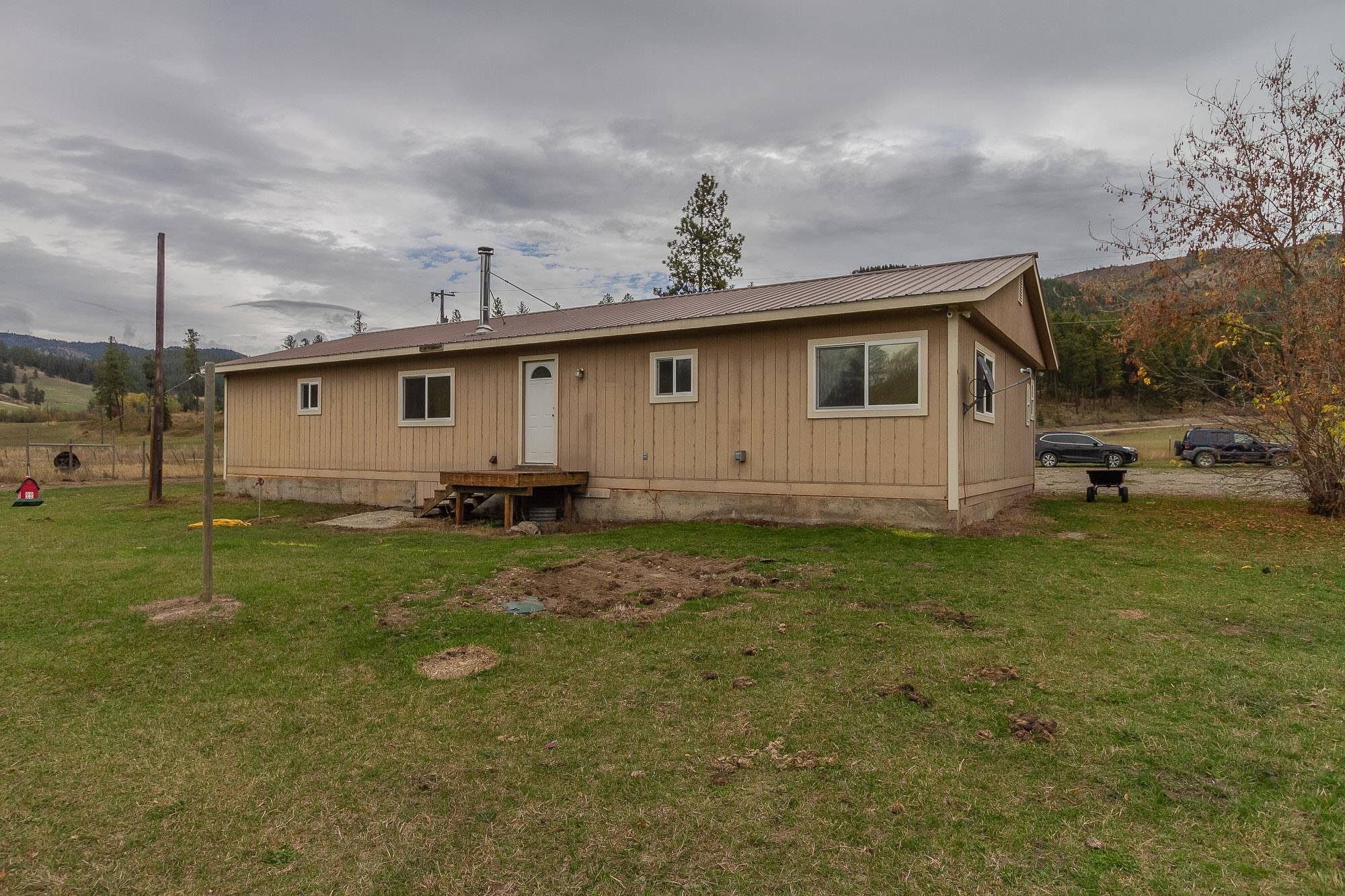 1996 Scott Road Rice, WA 99167 - Photo 8 of 30