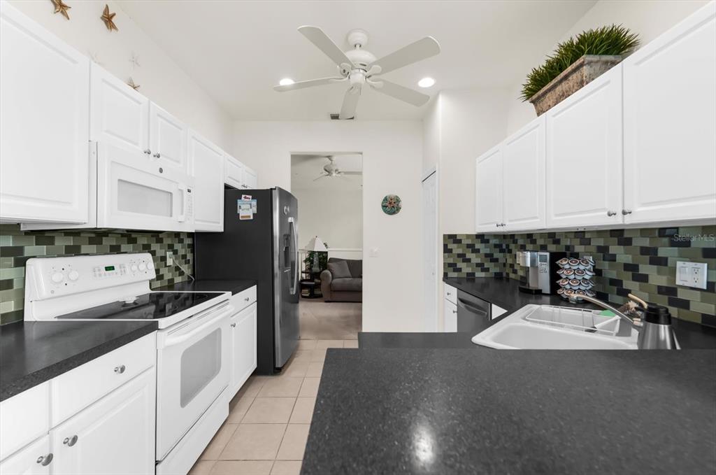 4500 Streamside Court, Unit 1408 Sarasota, FL 34238 - Photo 35 of 73
