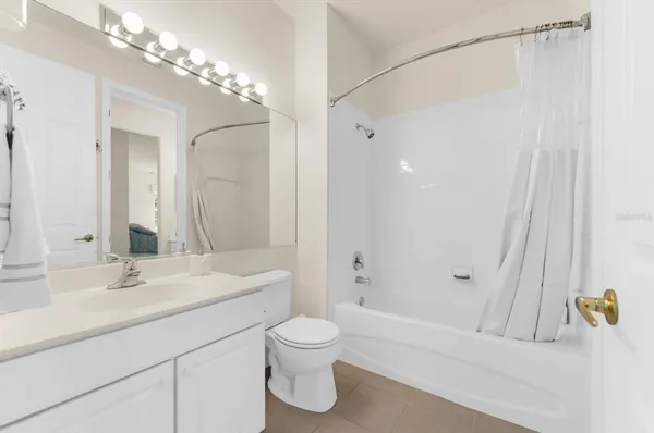 $2,200 | 4500 Streamside Court, Unit 1408, Sarasota, FL 34238