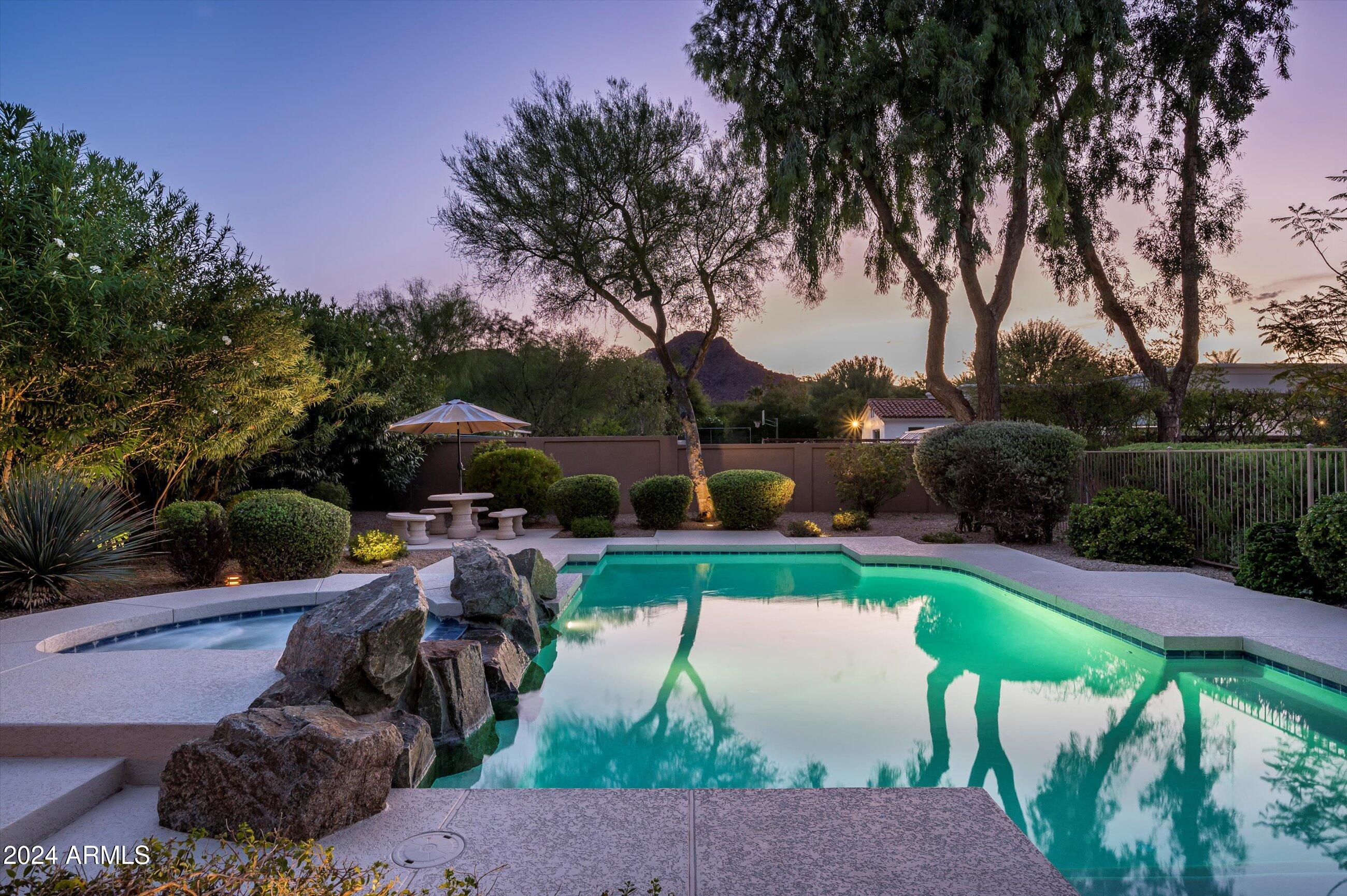 6565 East Stallion Road Paradise Valley, AZ 85253 - Photo 46 of 67 Pool with a view