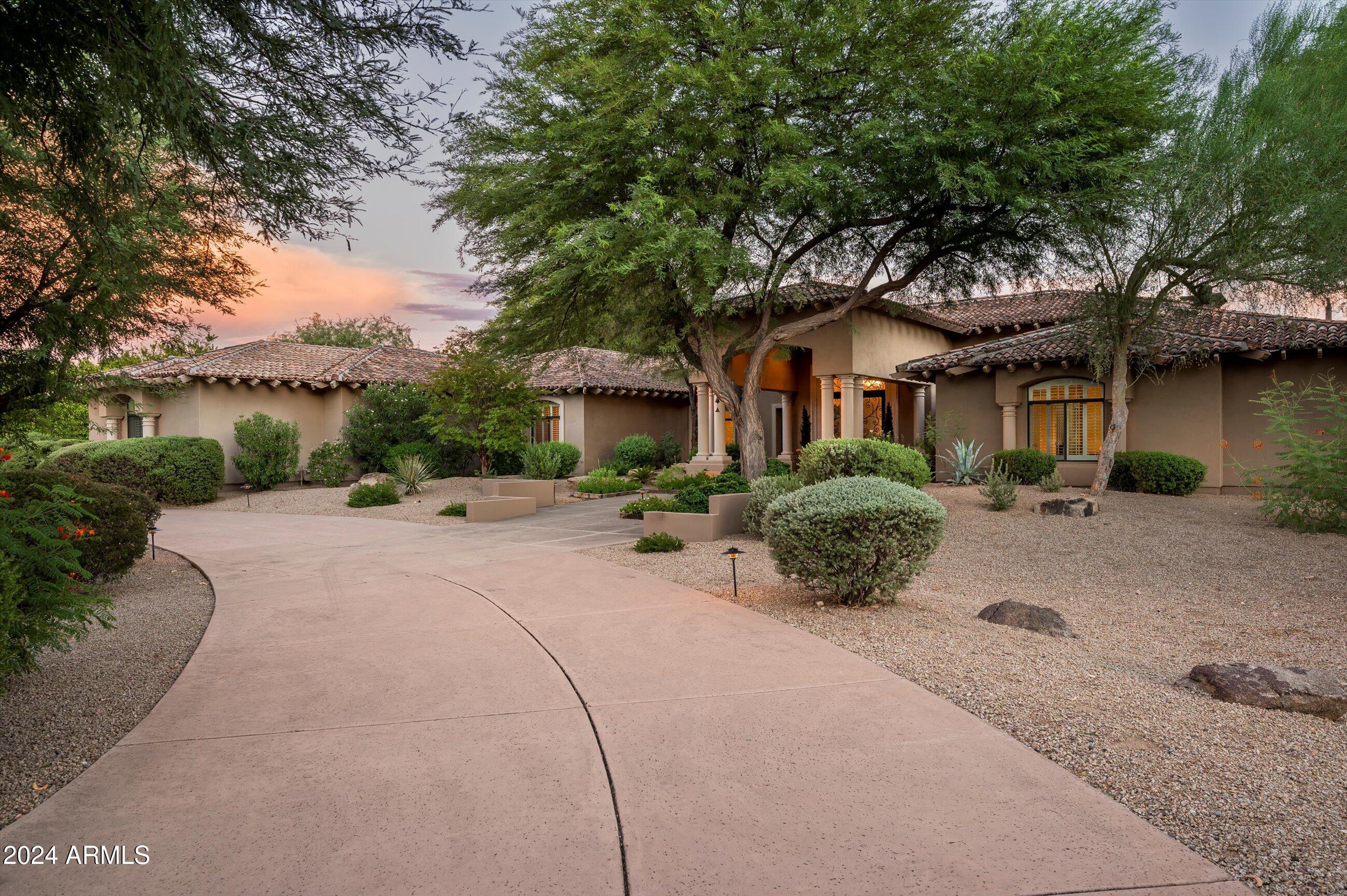6565 East Stallion Road Paradise Valley, AZ 85253 - Photo 63 of 67 Circular Driveway
