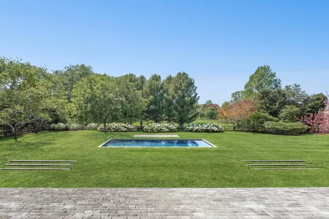 $15,250,000 | 53 Matthews Lane, Bridgehampton, NY 11932