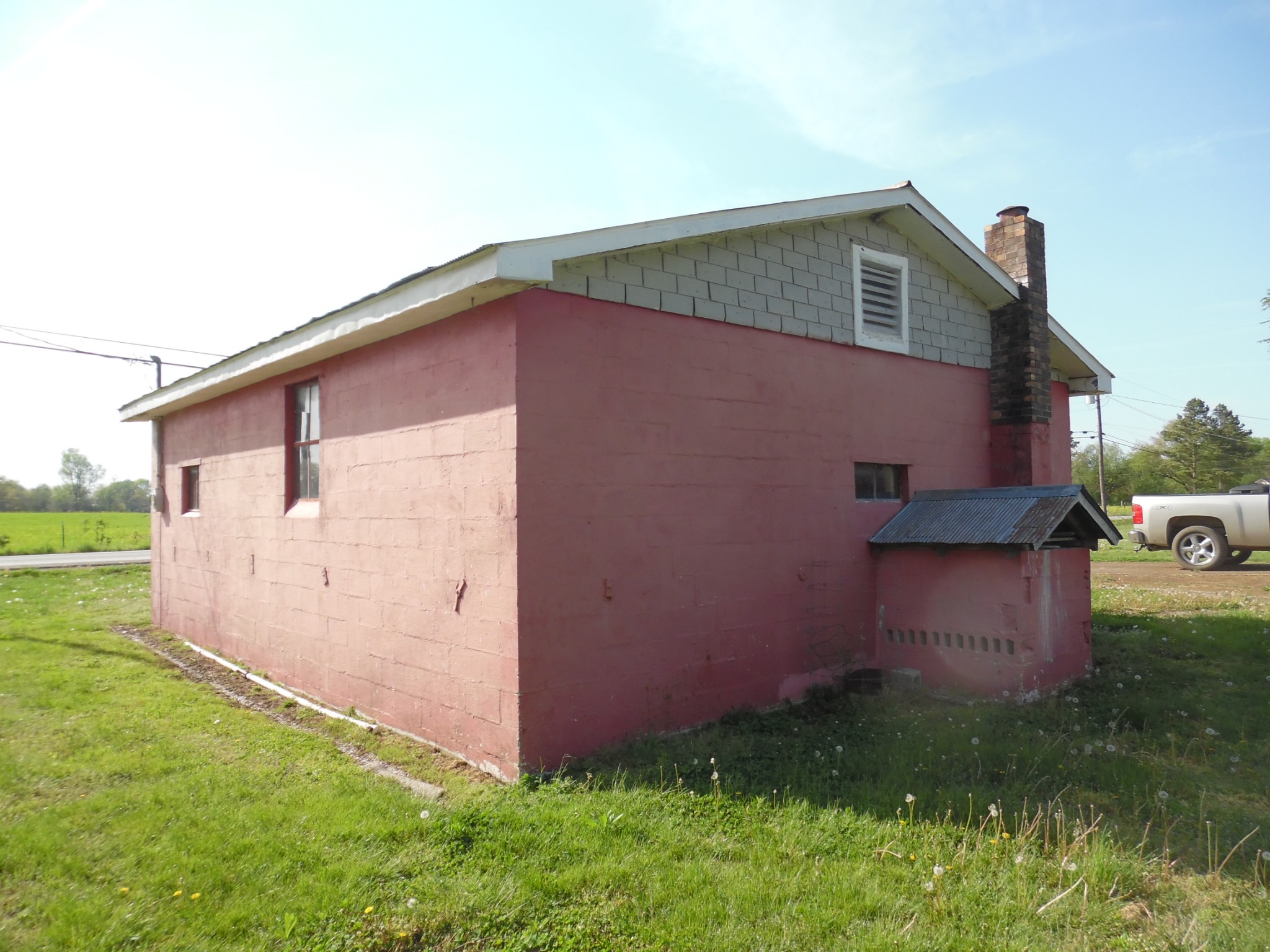 424 South Brace Road Ethridge, TN 38456 - Photo 4 of 18 Gallery Image 4