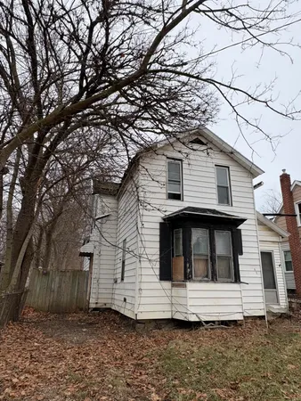 $19,999 | 814 East North Street, Jackson, MI 49202