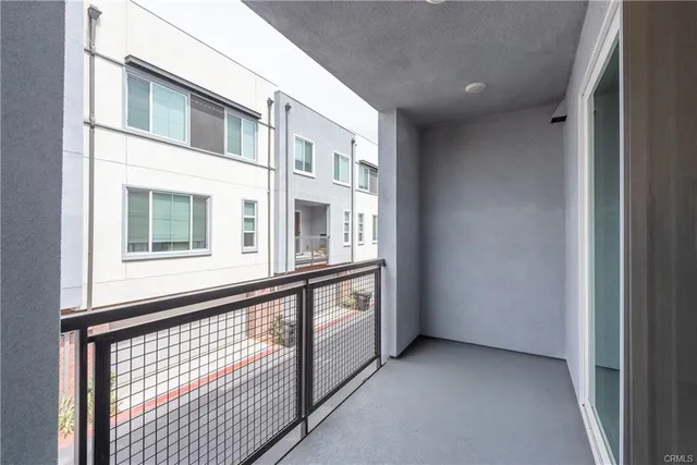 a view of an outdoor space