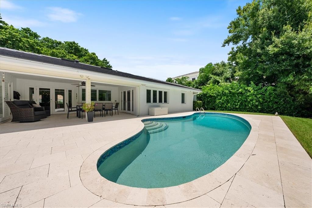 3750 Crayton Road Naples, FL 34103 - Photo 36 of 45 Gallery Image 36
