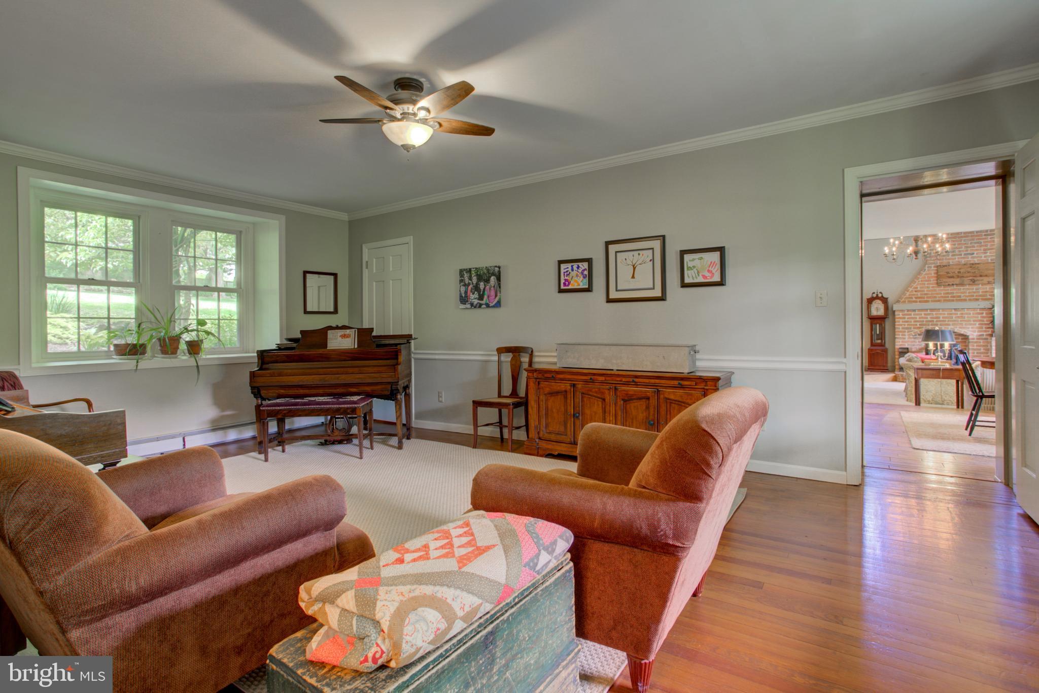 745 Pinkerton Road Mount Joy, PA 17552 - Photo 24 of 103 Living Room