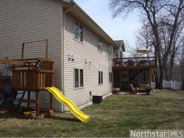 1020 Reed Avenue Faribault, MN 55021 - Photo 2 of 9