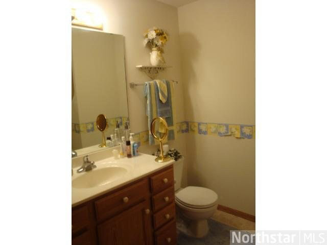 1020 Reed Avenue Faribault, MN 55021 - Photo 6 of 9