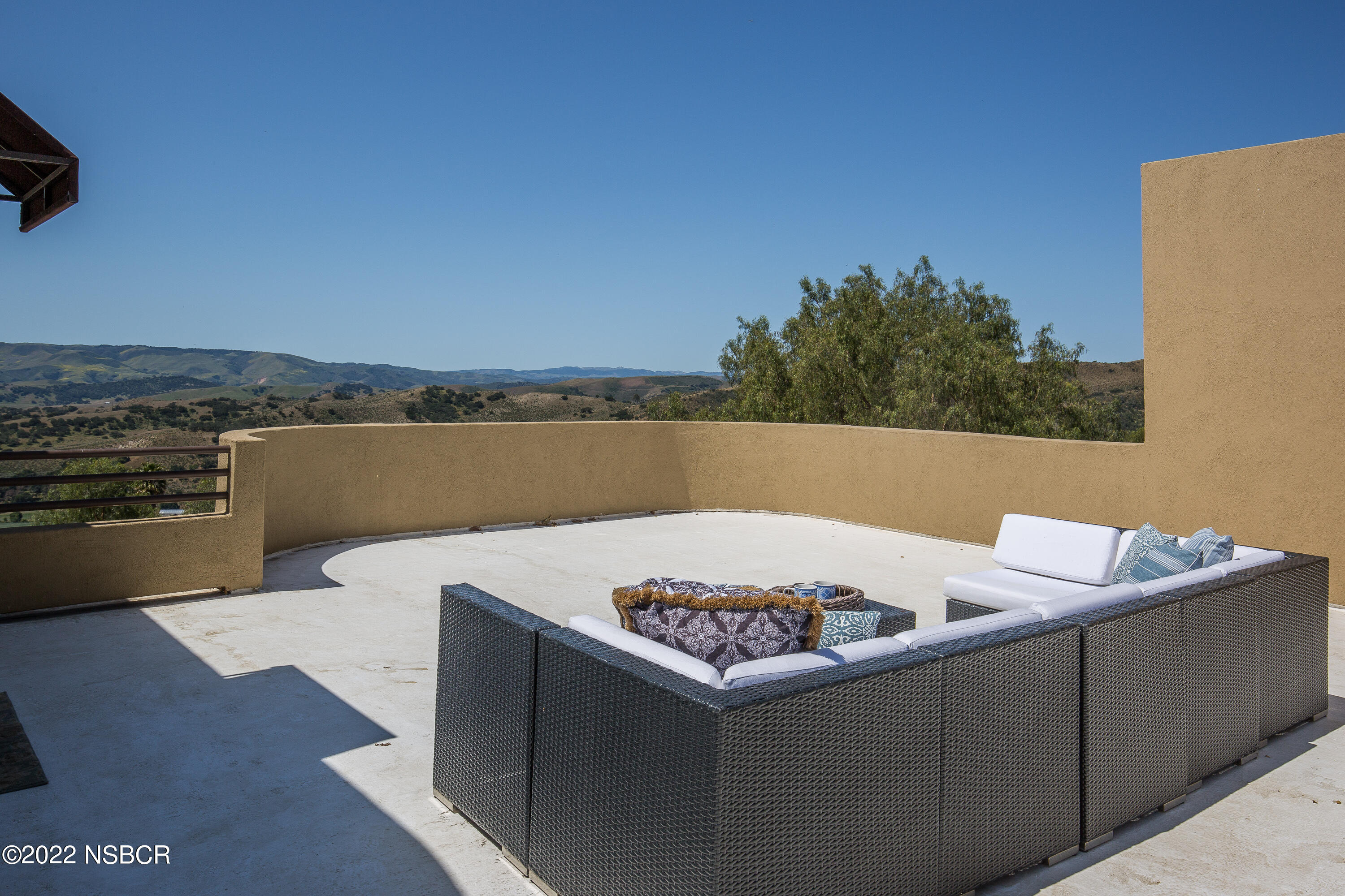 1833 Cougar Ridge Road Buellton, CA 93427 - Photo 9 of 46