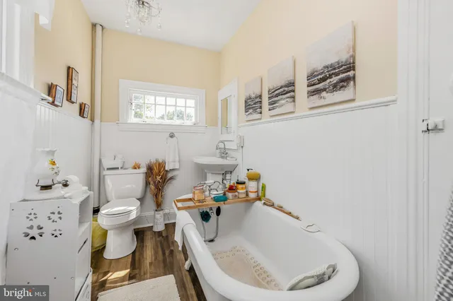 $320,000 | 6 Sickler Street, Quinton, NJ 08079