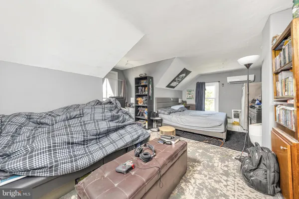 $300,000 | 6 Sickler Street, Quinton, NJ 08079