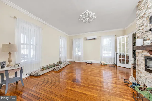 $320,000 | 6 Sickler Street, Quinton, NJ 08079