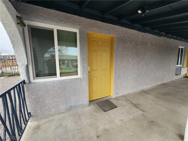 $890 | 311 North 16th Street, Unit 1, Las Vegas, NV 89101