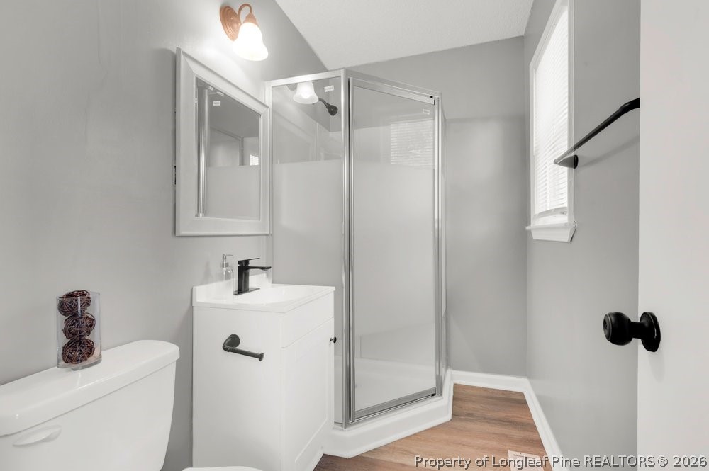 2627 Dumbarton Road Fayetteville, NC 28306 - Photo 14 of 20 PRIMARY BATH