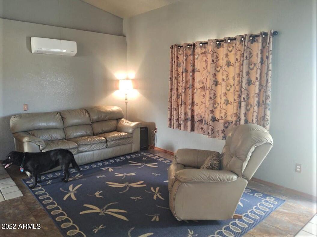 18472 Weaver Mountain Road Peeples Valley, AZ 86332 - Photo 12 of 25 n26