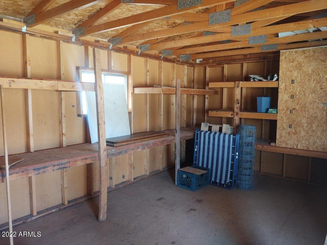 18472 Weaver Mountain Road Peeples Valley, AZ 86332 - Photo 22 of 25 n61