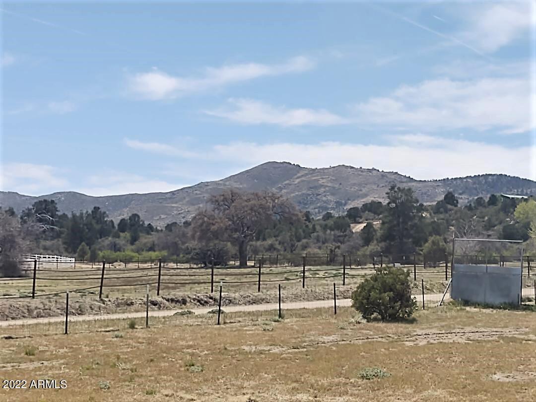 18472 Weaver Mountain Road Peeples Valley, AZ 86332 - Photo 25 of 25 n70