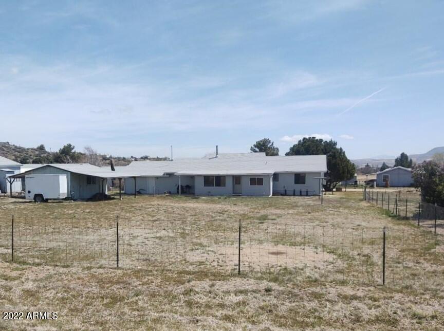 18472 Weaver Mountain Road Peeples Valley, AZ 86332 - Photo 5 of 25 nancy pic 5
