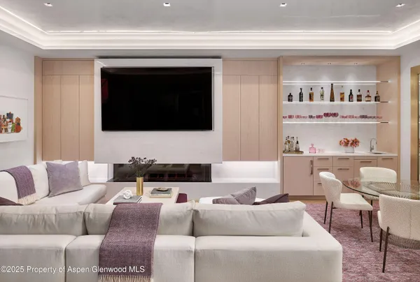 $200,000 | 227 East Bleeker Street, Aspen, CO 81611