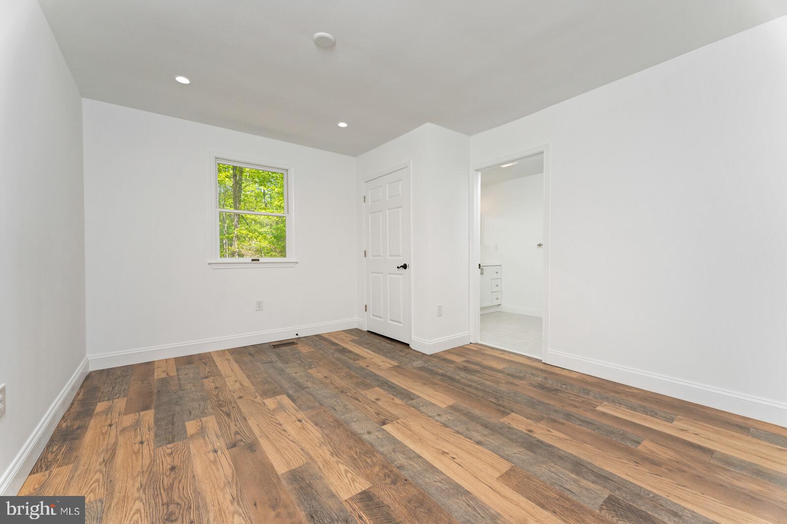 12261 Old Mill Road Midland, VA 22728 - Photo 15 of 39 Gallery Image 15