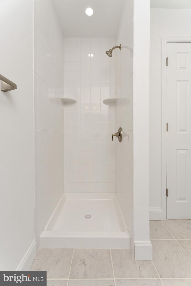 12261 Old Mill Road Midland, VA 22728 - Photo 18 of 39 Gallery Image 18