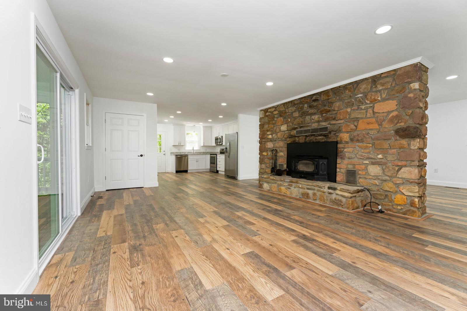 12261 Old Mill Road Midland, VA 22728 - Photo 19 of 39 Gallery Image 19