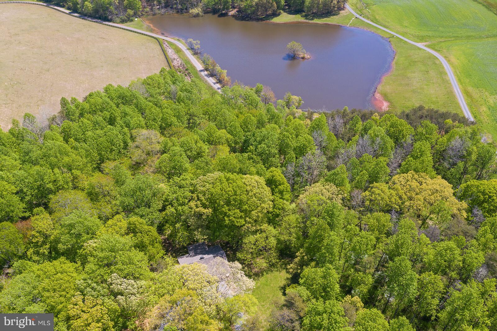 12261 Old Mill Road Midland, VA 22728 - Photo 36 of 39 Gallery Image 36
