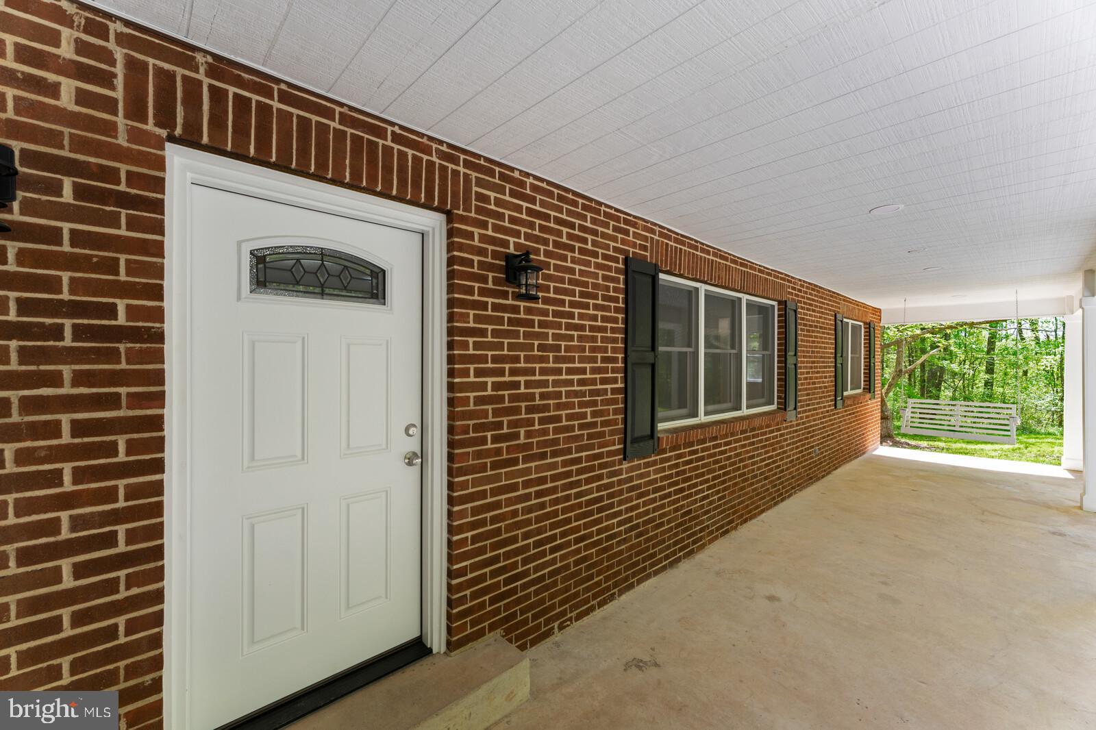 12261 Old Mill Road Midland, VA 22728 - Photo 10 of 39 Gallery Image 10