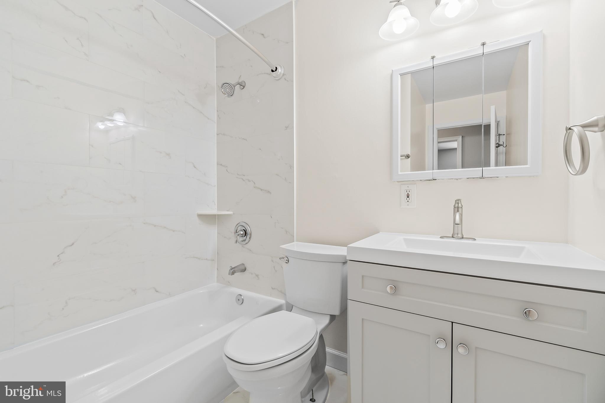 5306 Ravensworth Road Springfield, VA 22151 - Photo 13 of 36