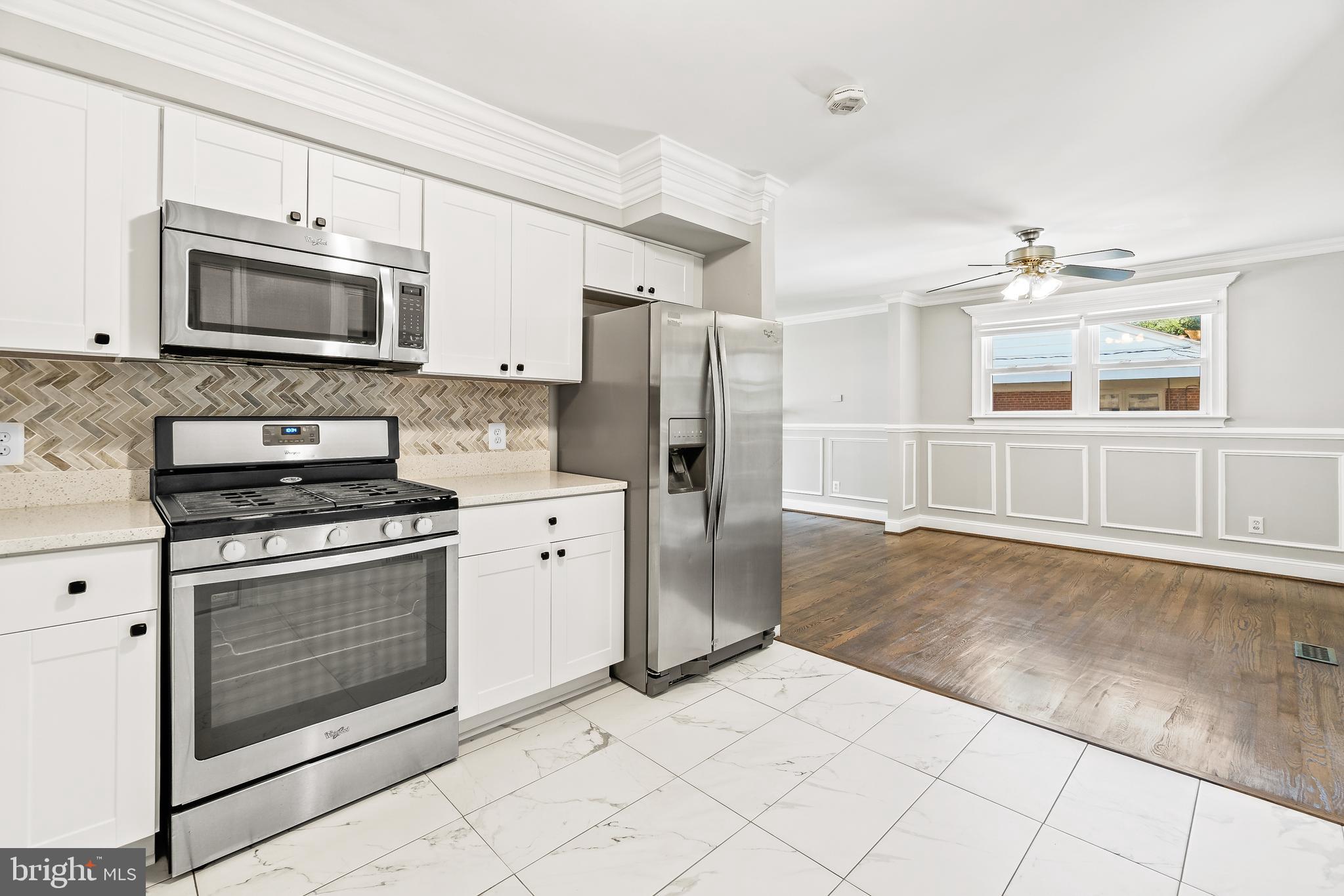 5306 Ravensworth Road Springfield, VA 22151 - Photo 3 of 36