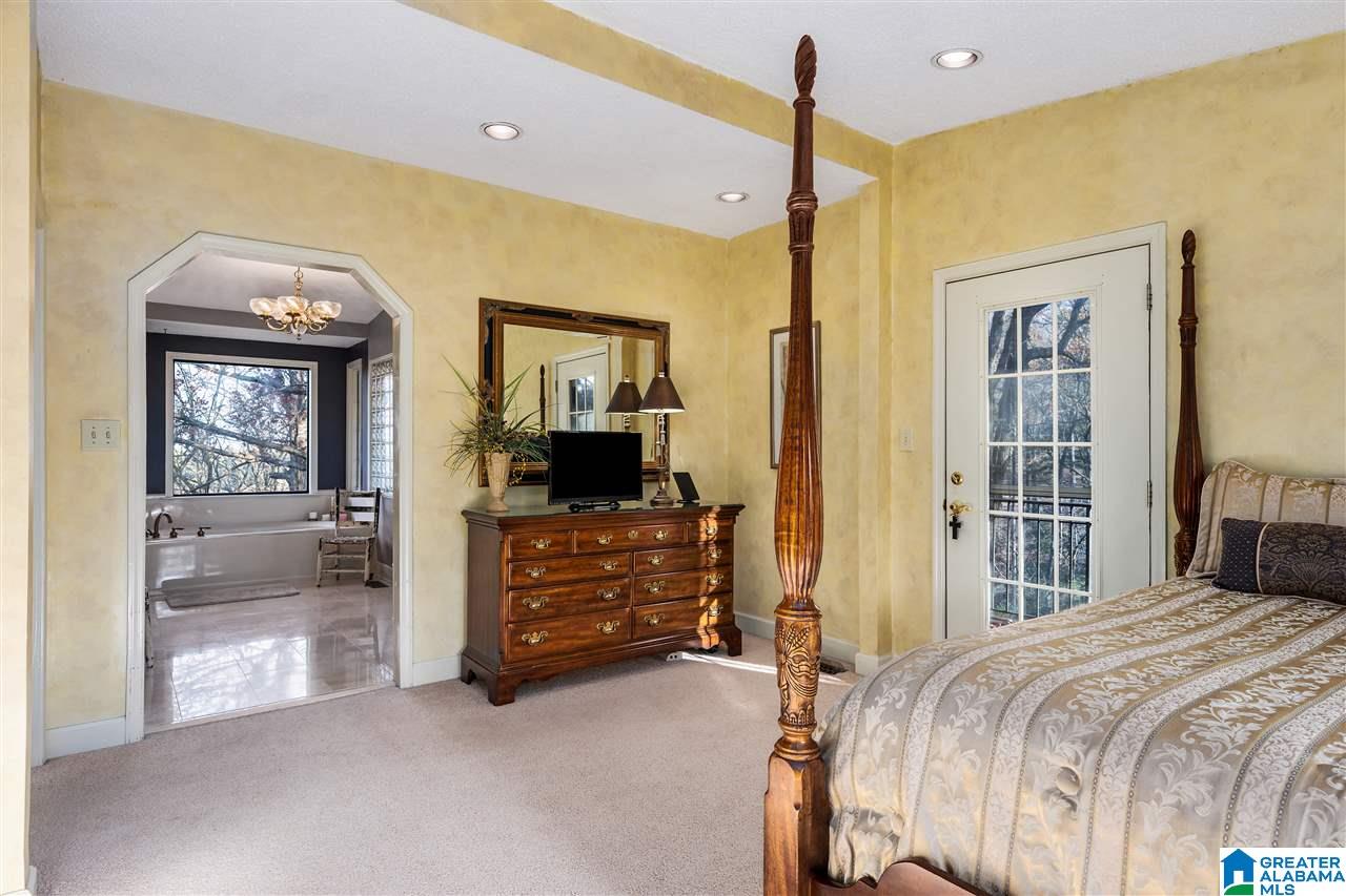 1133 Hob Hill Road Birmingham, AL 35235 - Photo 18 of 49