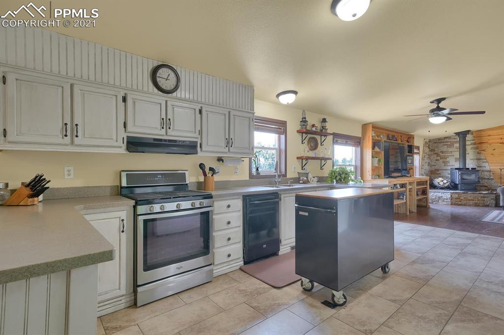 10095 Yoder Road Calhan, CO 80808 - Photo 18 of 50
