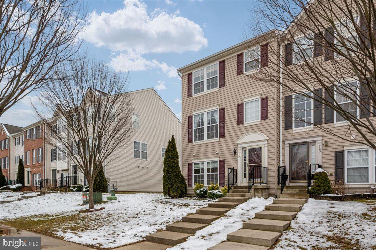 735 Compass Road Middle River, MD 21220 - Photo 1 of 31