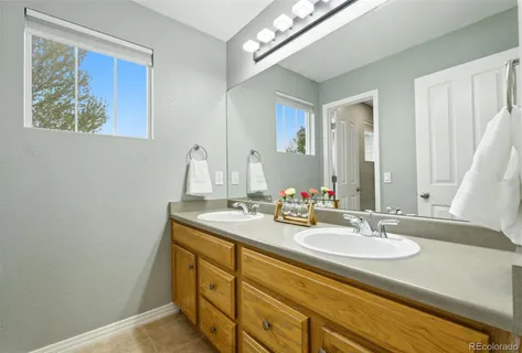 $675,000 | 25295 East Park Crescent Drive, Aurora, CO 80016