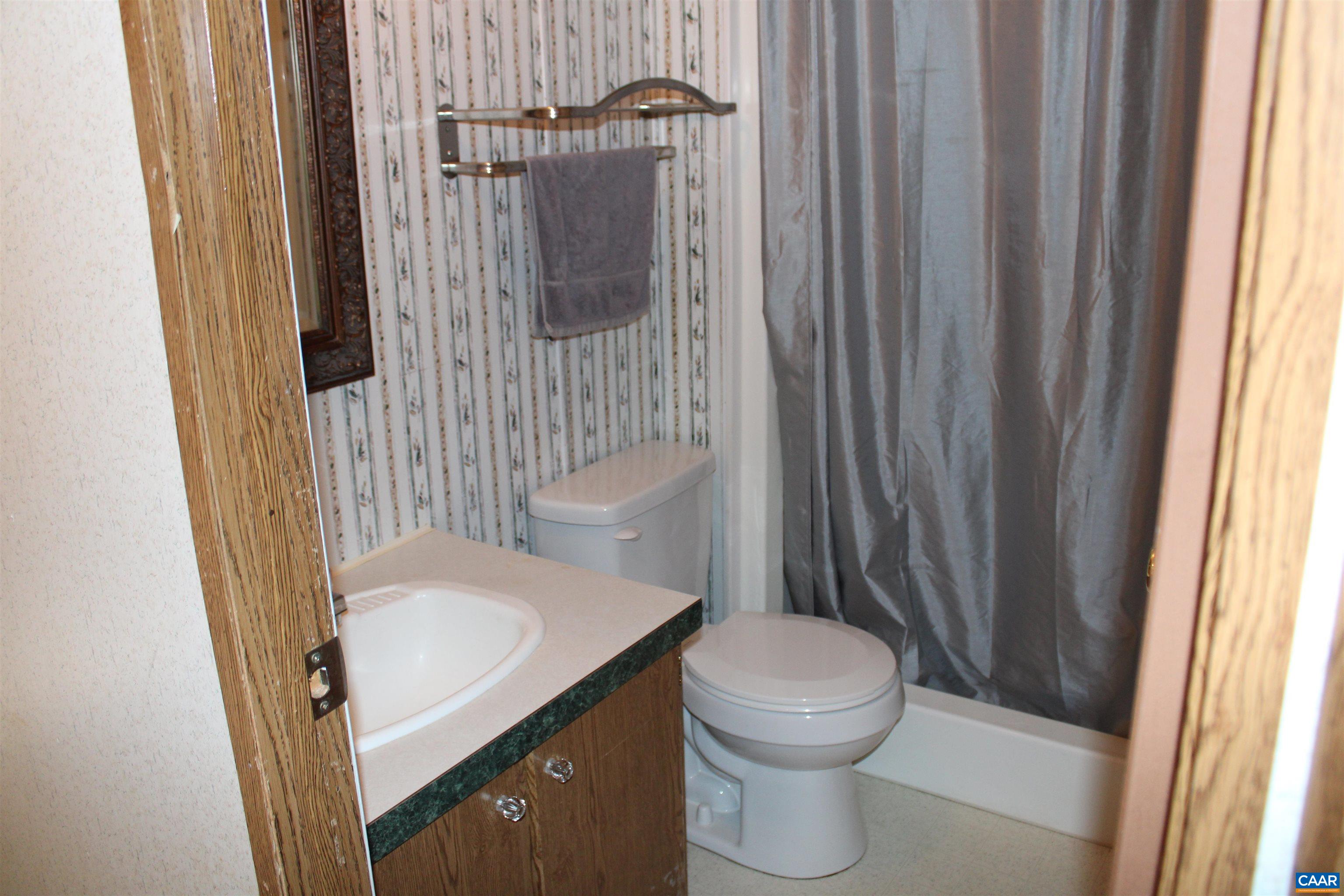 176 Ghost Ridge Stanardsville, VA 22973 - Photo 10 of 12 Gallery Image 10